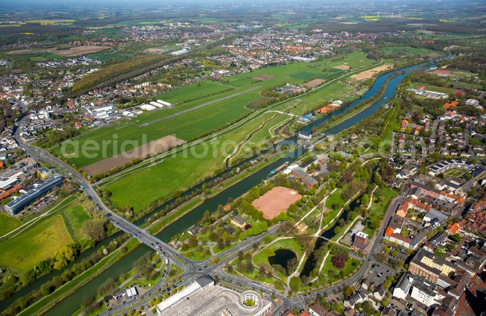 Hamm from above - View of the Lippeauen and Lippewiesen area on the riverbanks of Lippe and Datteln-Hamm- Canal in the North of the town of Hamm in the state of North Rhine-Westphalia