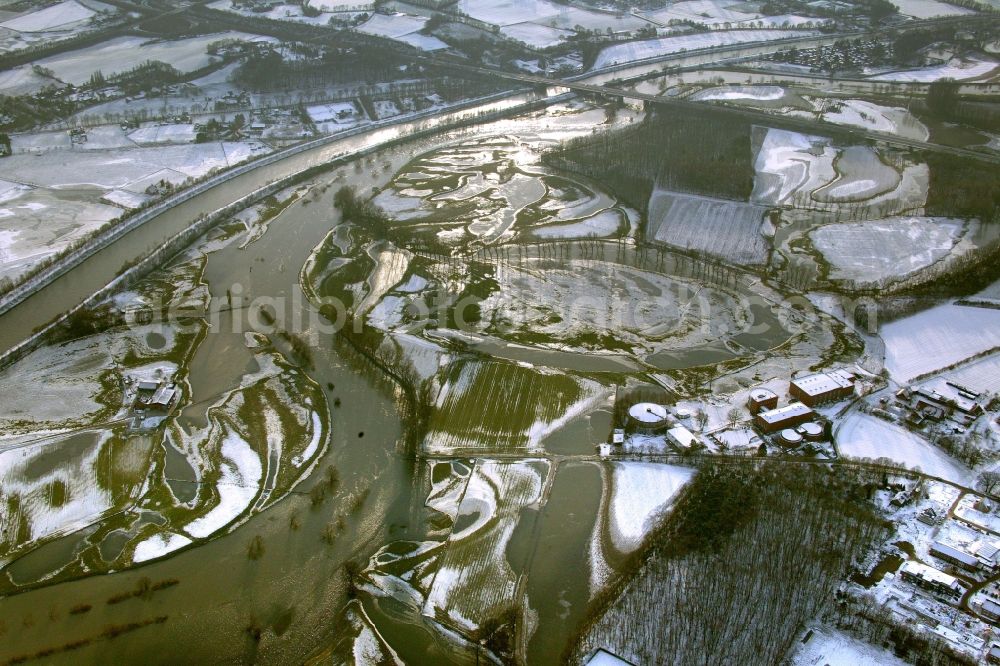 Dorsten from above - Lip flood on the banks of the lip at Dorsten in the state of North Rhine-Westphalia