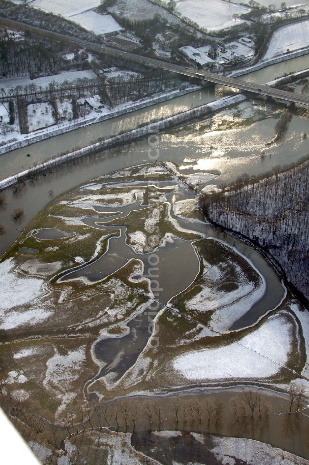 Aerial photograph Dorsten - Lip flood on the banks of the lip at Dorsten in the state of North Rhine-Westphalia