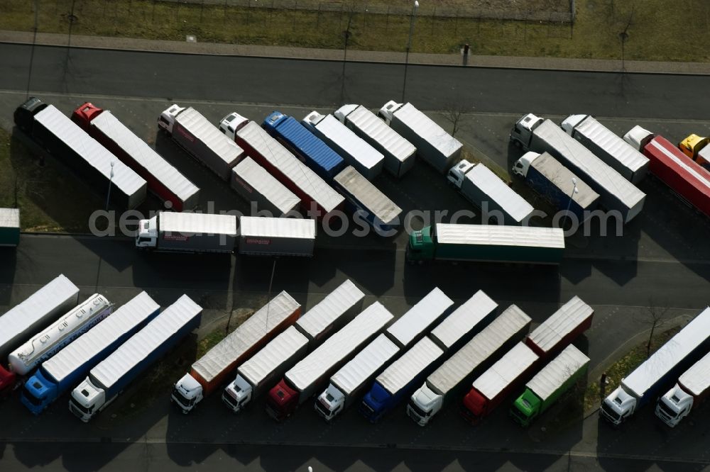 Aerial image Michendorf - Lorries - parking spaces at the highway rest stop and parking of the BAB A 10 Berliner Ring in Michendorf in the state Brandenburg