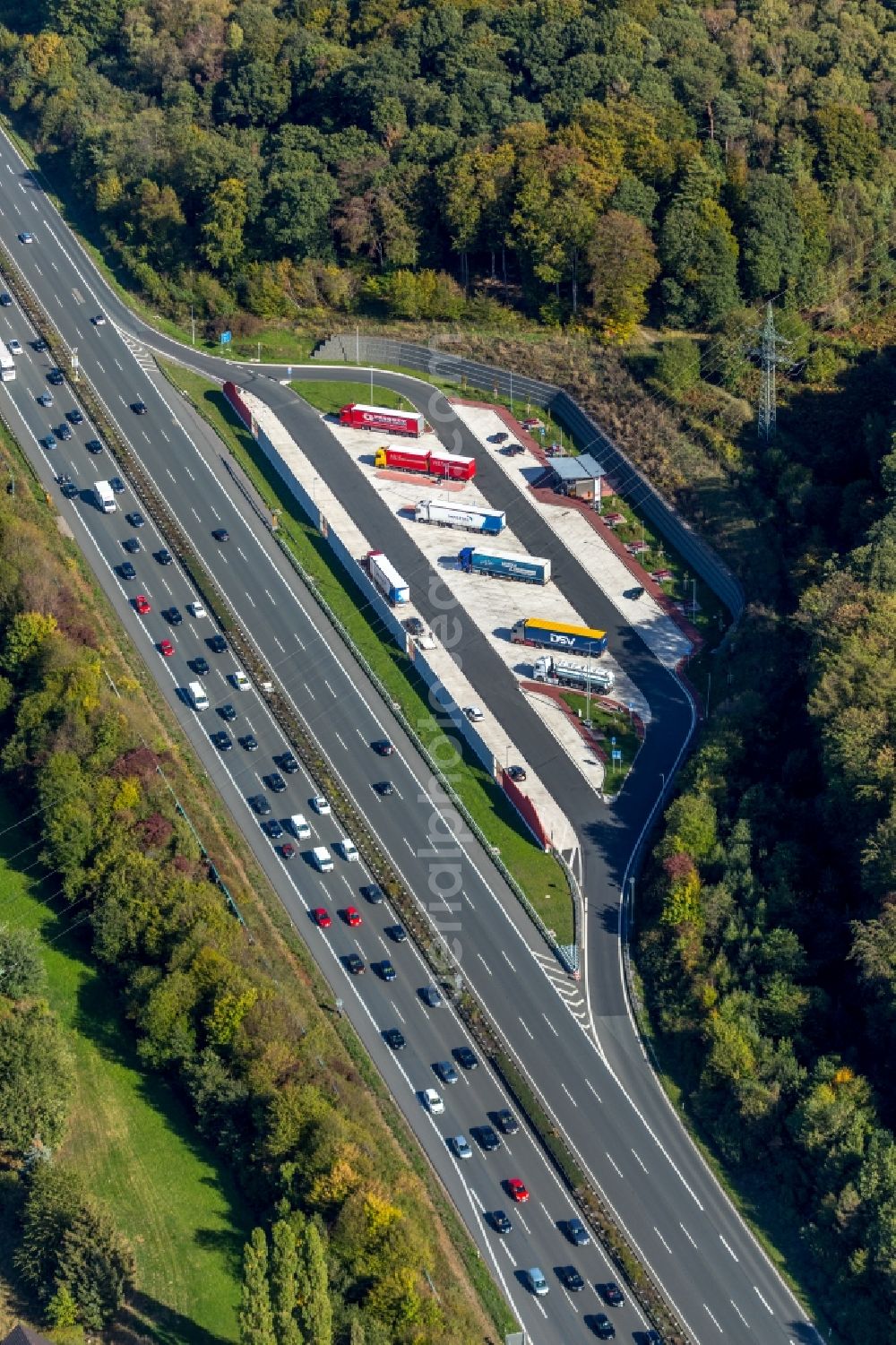 Aerial image Hagen - Lorries - parking spaces at the highway rest stop and parking of the BAB A 1 in Hagen in the state North Rhine-Westphalia, Germany