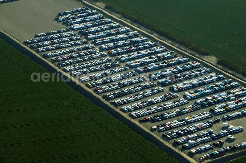 Salzfurtkapelle from the bird's eye view: Lorries and Truck storage areas and free-standing storage along the B6n in Salzfurtkapelle in the state Saxony-Anhalt, Germany