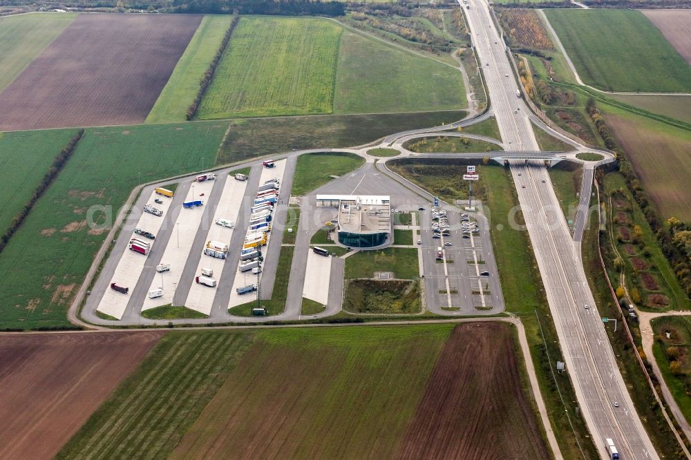 Deutsch-Wagram from the bird's eye view: Lorries - parking spaces at the highway rest stop and parking of the highway S1 in Deutsch-Wagram in Lower Austria, Austria