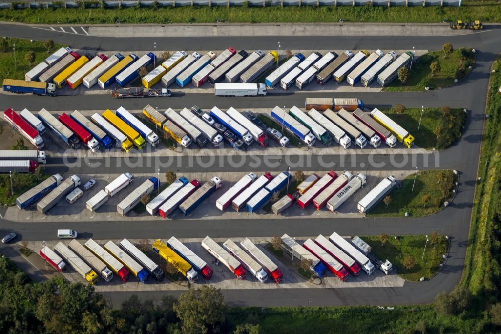 Hamm OT Rhynern from the bird's eye view: View of the truck parking area in the district of Rhynern in Hamm in the state North Rhine-Westphalia