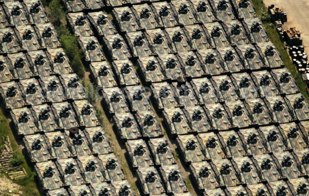 Aerial photograph Rockensußra - Logistics yard of the scrap - recycling sorting plant for tank scrapping on street Industriegebiet in Rockensussra in the state Thuringia, Germany