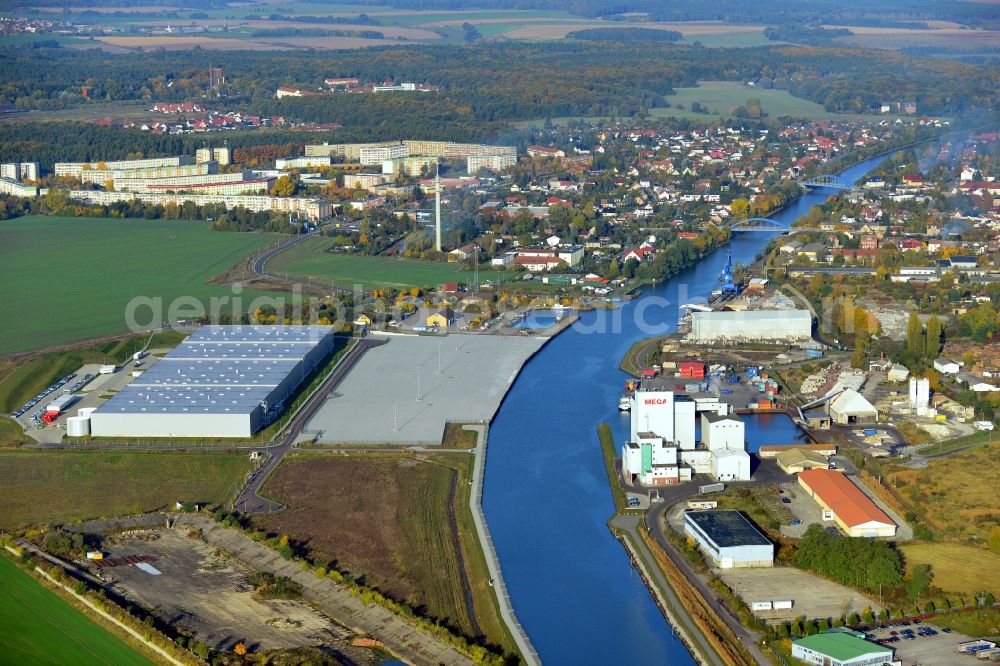 Haldensleben from the bird's eye view: View of the new warehouse / shipping on the bank of the Mittellandkanal in Haldensleben in Saxony-Anhalt