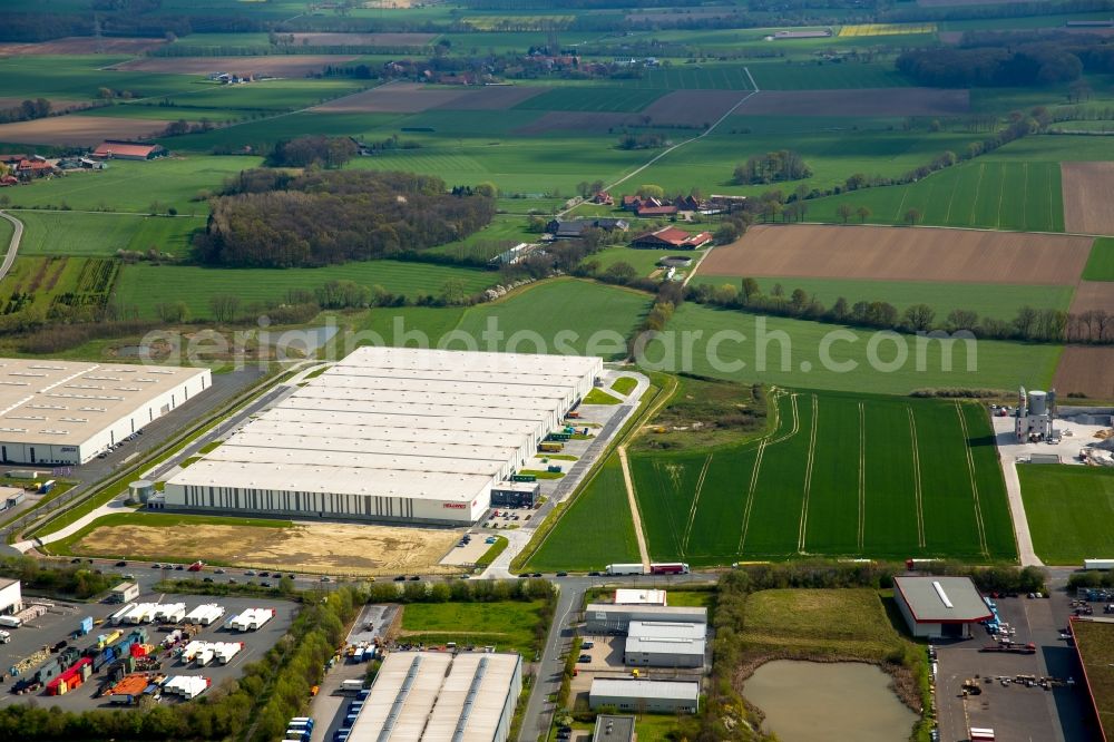 Rhynern from above - Logistics facilities and premises of Hellweg hardware stores in the commercial area of Rhynern in the state of North Rhine-Westphalia