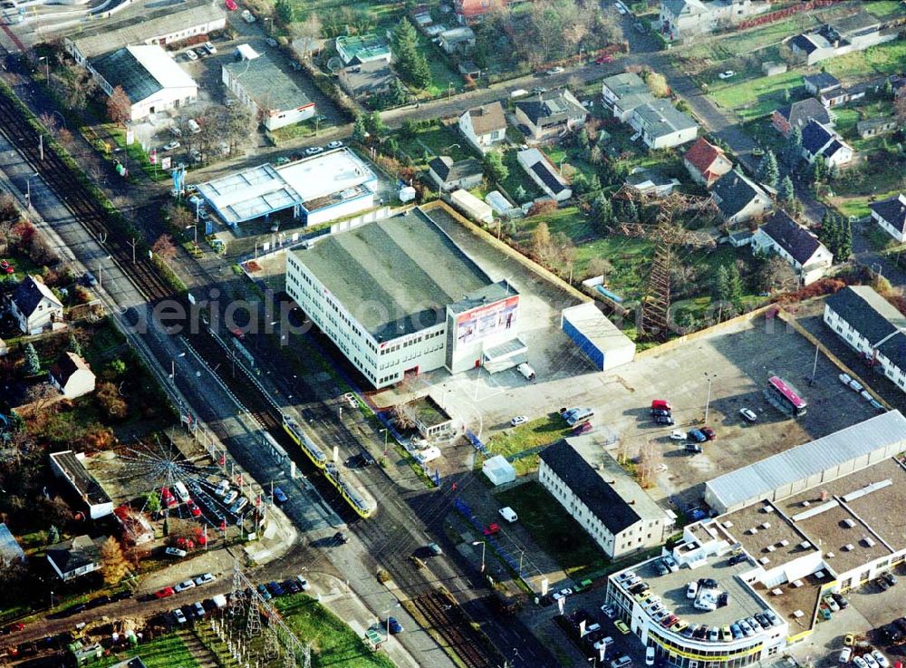 Aerial image Berlin - Hohenschönhausen - Logistikzentrum der DEVON SB - Lagerung an der Hansastraße 216 in 13051 Berlin - Hohenschönhausen (tel.: 030-98313810).