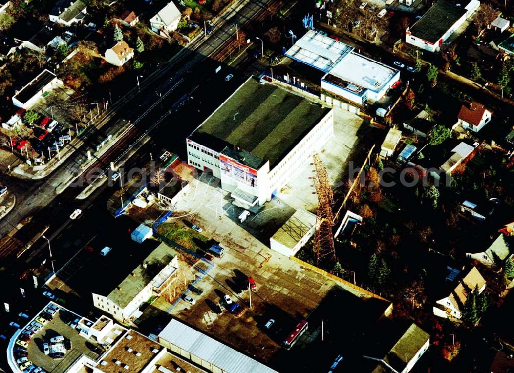 Aerial image Berlin - Hohenschönhausen - Logistikzentrum der DEVON SB - Lagerung an der Hansastraße 216 in 13051 Berlin - Hohenschönhausen (tel.: 030-98313810).