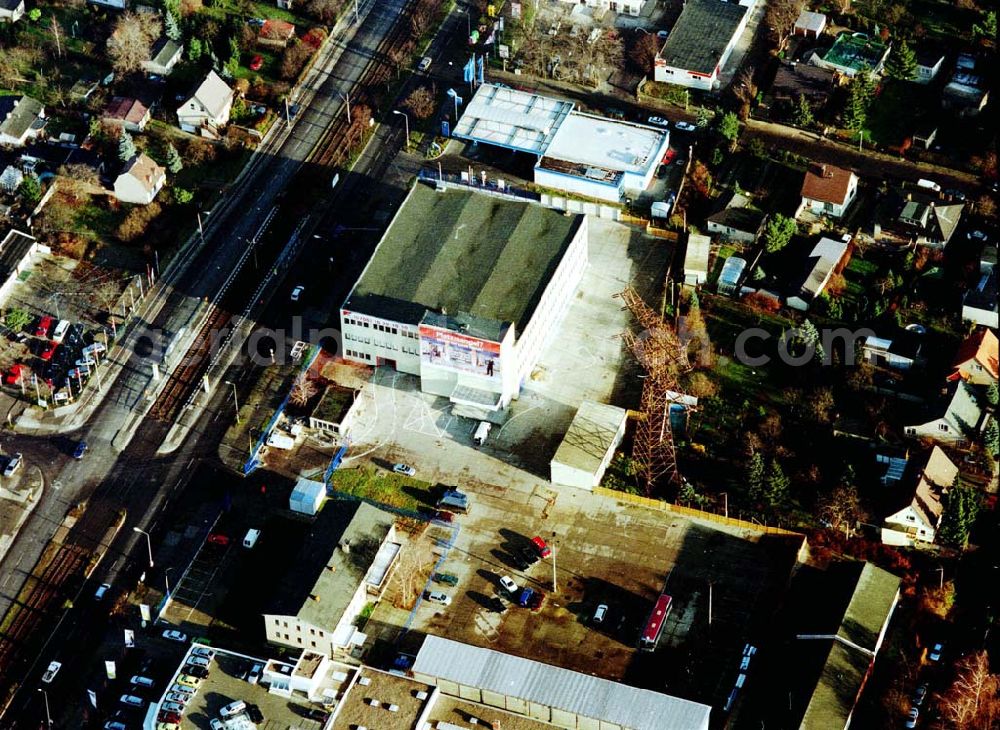 Aerial photograph Berlin - Hohenschönhausen - Logistikzentrum der DEVON SB - Lagerung an der Hansastraße 216 in 13051 Berlin - Hohenschönhausen (tel.: 030-98313810).