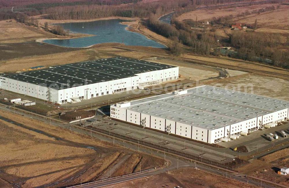 westlicher Berliner Ring / Abfahrt Nauen from above - Logistikzentrum in einem Gewerbegebiet am westlichen Berliner Ring im Bereich der Abfahrt Nauen