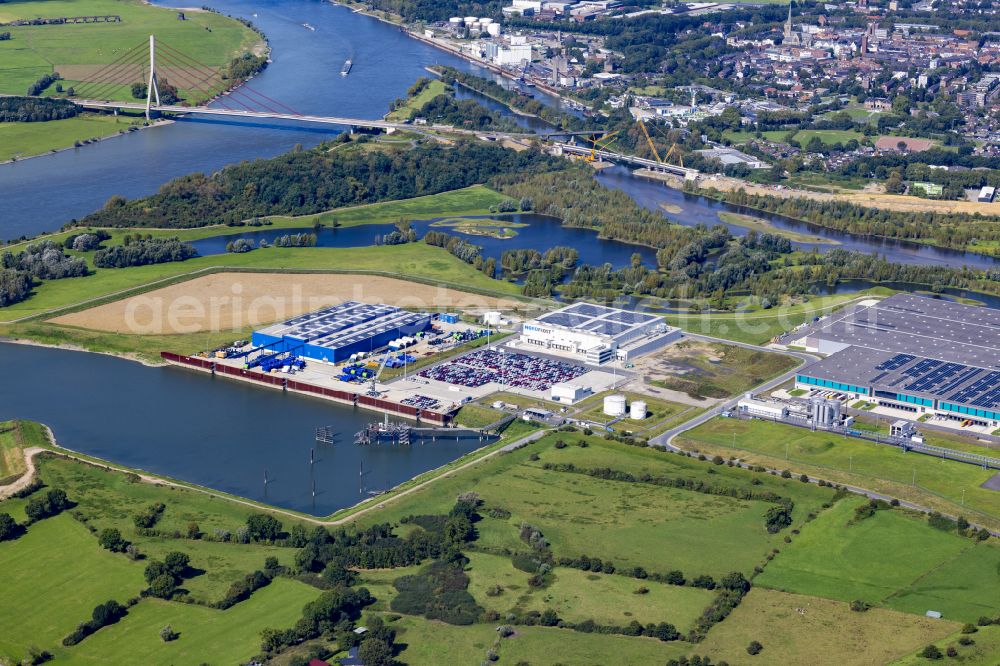 Wesel from the bird's eye view: Complex on the site of the logistics center NORDFROST GmbH & Co. KG in Wesel at Ruhrgebiet in the state North Rhine-Westphalia, Germany