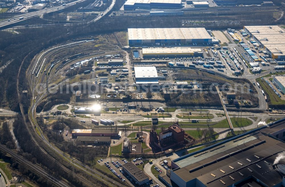 Aerial photograph Dortmund - Locomotive service station and depot with sliding platform system and lock parking spaces of the train logistics company Captrain Deutschland GmbH on Warmbreitbandstrasse in the district Westfalenhuette in Dortmund in the state North Rhine-Westphalia, Germany