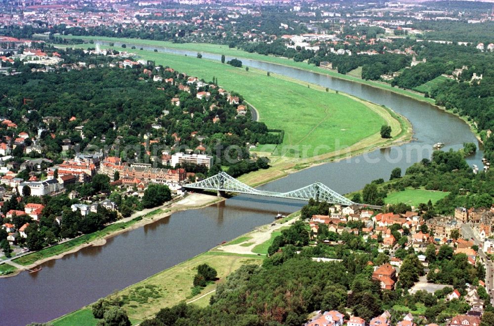 Aerial image Dresden - The Loschwitzer bridge called Blue Miracle over the river Elbe in Dresden in the state Saxony. The bridge connects the districts Blasewitz and Loschwitz and is a well known landmark in Dresden