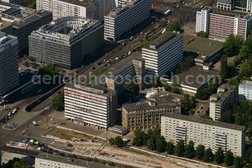 Aerial photograph Berlin - Slogan STOP WARS on the ruins of the vacant, former office building and commercial building Haus der Statistics on Otto-Braun-Strasse in the Mitte district in Berlin, Germany