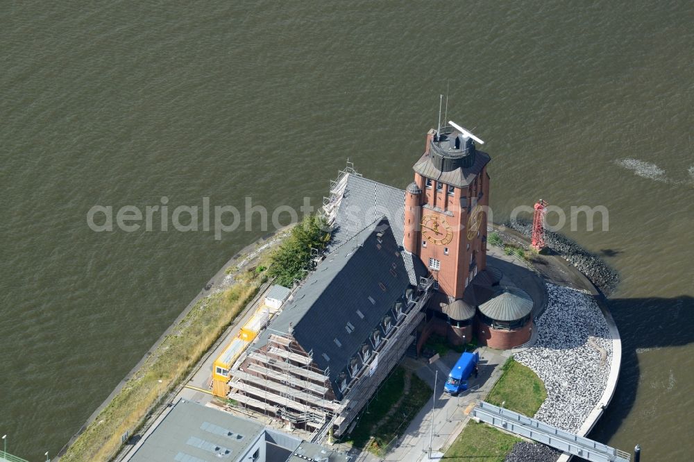 Hamburg from the bird's eye view: Nautical pilot station Seemannshoeft in Hamburg-Waltershof. Operator is the Hamburg Port Authority HPA