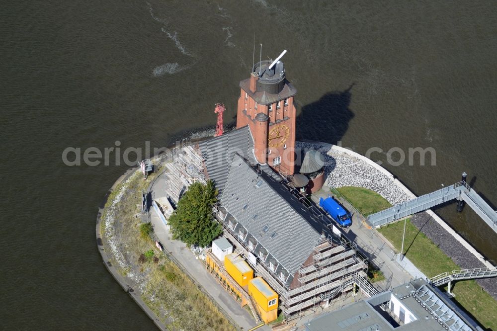 Aerial photograph Hamburg - Nautical pilot station Seemannshoeft in Hamburg-Waltershof. Operator is the Hamburg Port Authority HPA