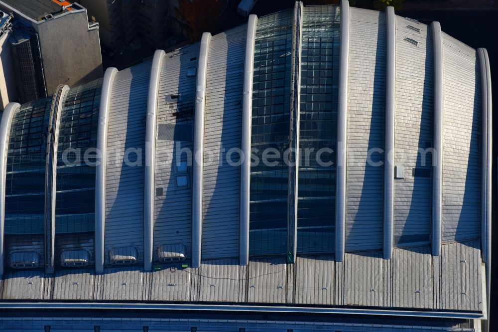 Aerial photograph Berlin - The Ludwig-Erhard-Haus (commonly known as Armadillo), the seat of the Berlin Stock Exchange and the Chamber of Commerce's (ICC). The building was constructed by Nicholas Grimshaw and Partners. It is located Fasanenstrasse in Berlin's Charlottenburg