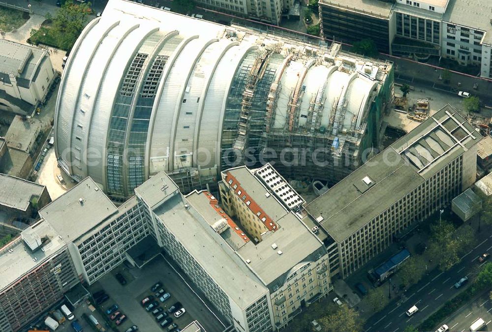 Aerial image Berlin - Charlottenburg - Ludwig-Erhard-Haus der IHK Berlin vor der Fertigstellung.