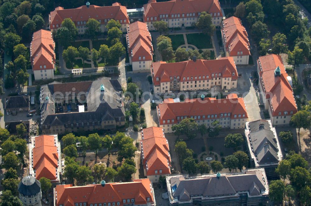 Berlin from the bird's eye view: Blick auf den Ludwig Park Wohnen für Generationen mit dem Wasserturm in Buch. Das ehemalige Alte Leute Heim Ludwig Hoffmanns wird durch die LudwigPark Berlin GmbH stufenweise denkmalgerecht saniert. Geplant sind auf dem 100.000 qm großem Grundstück u.a. Wohnungen, betreutes Wohnen, Pflegestationen und ein Hotel.