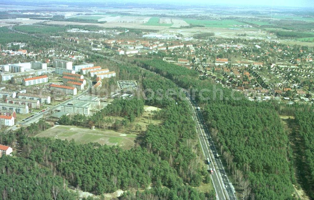 Ludwigsfelde / Brandenburg from above - Ludwigsfelde mit südlichem Berliner Ring in Brandenburg.