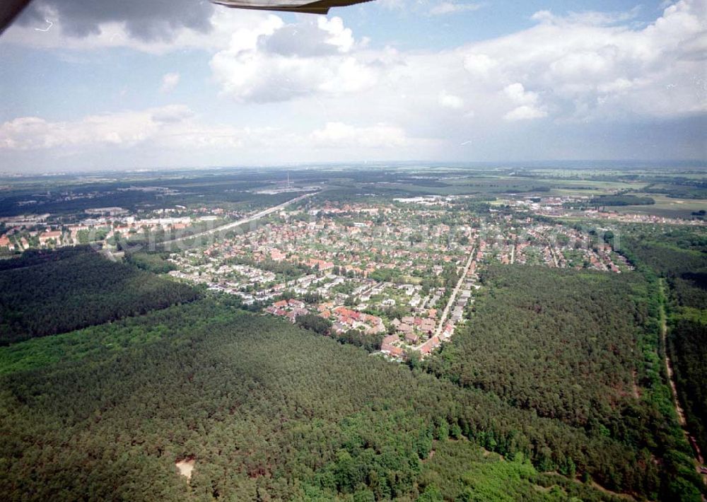 Aerial photograph Ludwigsfelde / Brandenburg - Ludwigsfelde aus südwestlicher Richtung am südlicher Berliner Ring.