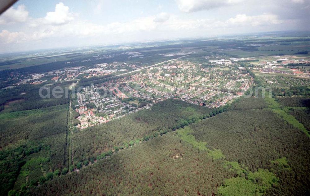 Ludwigsfelde / Brandenburg from above - Ludwigsfelde aus südwestlicher Richtung am südlicher Berliner Ring.