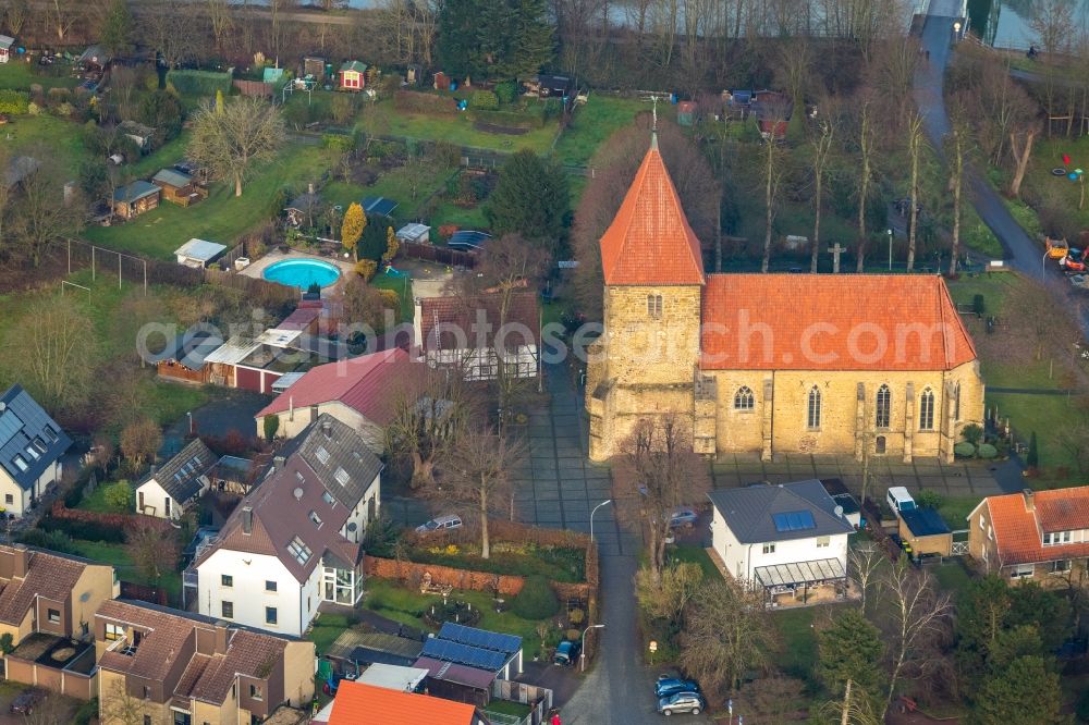 Aerial photograph Haltern am See - Aerial view of the church of St. Mary Magdalene on Stiftsplatz in the centre of Flaesheim in Haltern am See in the federal state of North Rhine-Westphalia, Germany