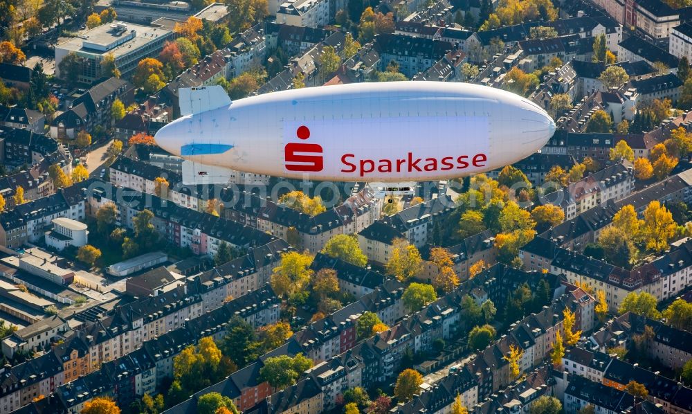 Aerial photograph Essen - L-DFR der WDL Luftschiffgesellschaft mbH airship in flight over the airspace in Essen in the state North Rhine-Westphalia