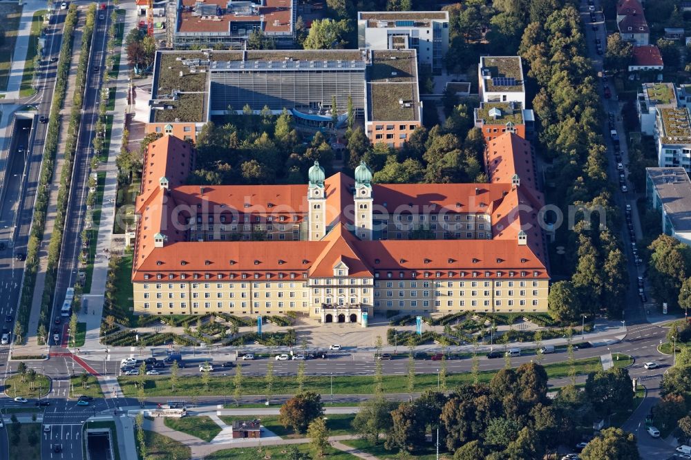 München from the bird's eye view: Luise-Kiesselbach-Platz in Munich in the state Bavaria, Germany