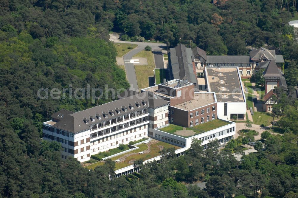 Lostau from above - Blick auf die Lungenklinik in Lostau, das Zentrum für Pneumologie und Thoraxchirogie. Die Lungenklinik ist ein akademisches Lehrkrankenhaus der Otto-von-Guericke-Universität Magdeburg. View of the lung clinic in Lostau, the Centre for Pneumology and Thoracic chirogie. The lung clinic is an academic teaching hospital of the Otto-von-Guericke University of Magdeburg.