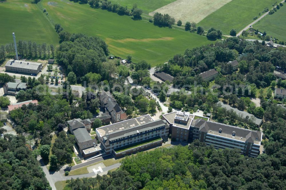 Lostau from the bird's eye view: Blick auf die Lungenklinik in Lostau, das Zentrum für Pneumologie und Thoraxchirogie. Die Lungenklinik ist ein akademisches Lehrkrankenhaus der Otto-von-Guericke-Universität Magdeburg. View of the lung clinic in Lostau, the Centre for Pneumology and Thoracic chirogie. The lung clinic is an academic teaching hospital of the Otto-von-Guericke University of Magdeburg.