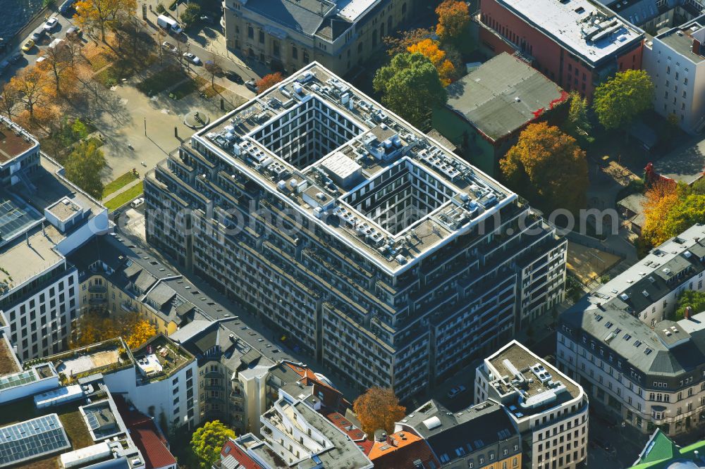 Aerial image Berlin - Luxury residential real estate project yoo berlin on Bertolt-Brecht-Platz in the district Mitte in Berlin, Germany