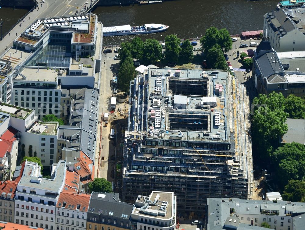 Berlin Mitte from the bird's eye view: View of the apartment new construction for the project property yoo berlin in Berlin Mitte