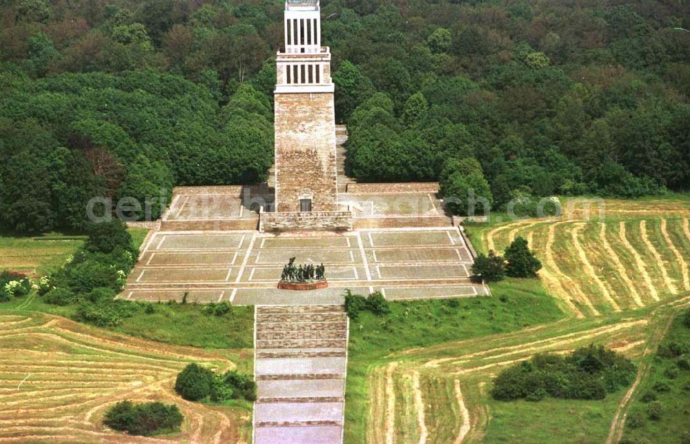 Aerial photograph Weimar - Mahn- und Gedenkstätte des KZ Buchenwald auf dem Ettersberg bei Weimar