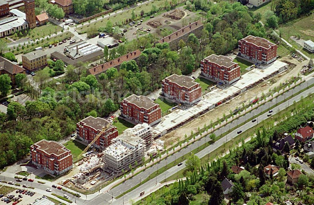 Aerial image Berlin - Biesdorf - 02.Mai 2003 Berlin - Biesdorf Wohnneubau an der Mehrower Allee in Biesdorf.