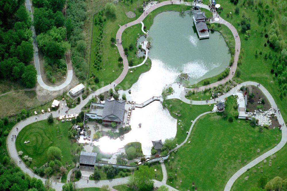 Berlin - Marzahn from the bird's eye view: 02.Mai 2003 Berlin - Marzahn Chinesischer Garten im Erholungspark Marzahn.