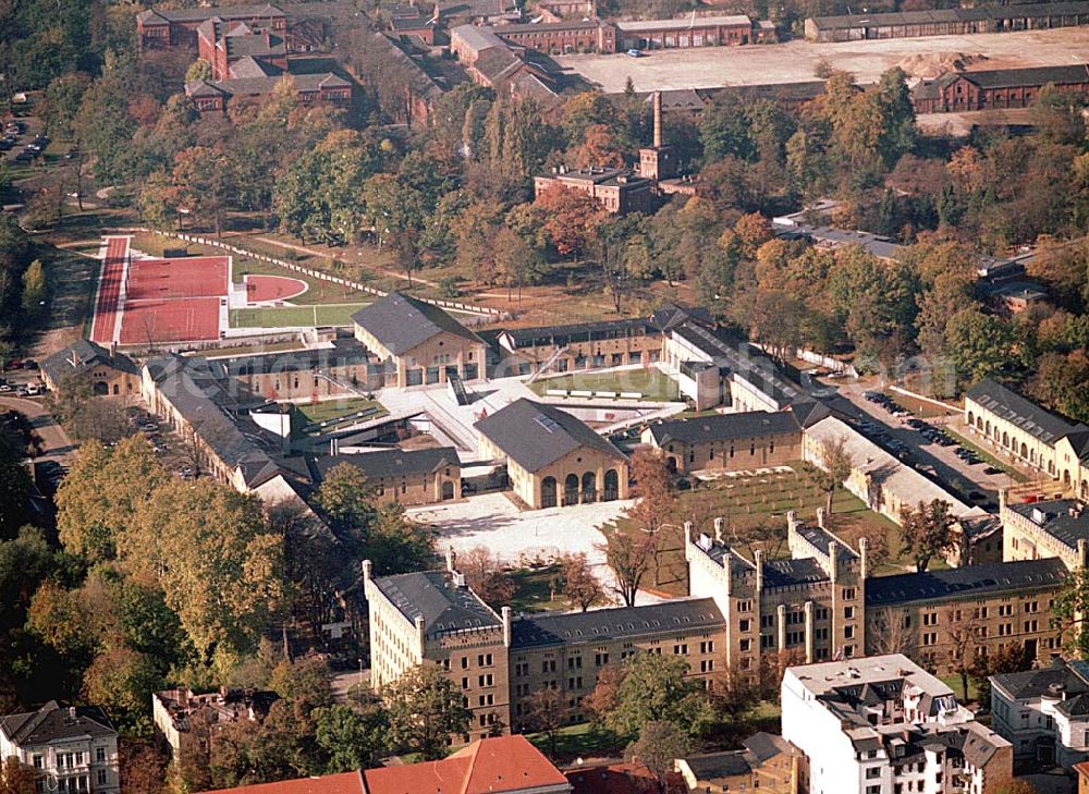 Potsdam from the bird's eye view: Rekonstruierte und umgebaute Gardeulanenkaserne an der Jägerstraße in Potsdam (UNESCO-Weltkulturerbe).Architektin Barbara Mohren,Hagelberger Str.53-54 - 10965 Berlin,Telefon: 030-611280-0,mail@barbaramohren.de DKB Wohnungsgesellschaft Berlin-Brandenburg mbH, Haus der Immobilie, Jägerallee 23, 14469 Potsdam, Telefon (0331) 290-4400,Telefax 290-4420, zentrale@dkb-wohnbb.de, grit.zobel@dkb-immo.de