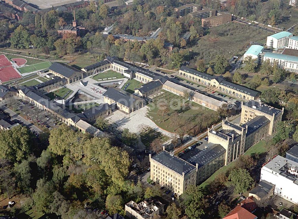 Aerial photograph Potsdam - Rekonstruierte und umgebaute Gardeulanenkaserne an der Jägerstraße in Potsdam (UNESCO-Weltkulturerbe).Architektin Barbara Mohren,Hagelberger Str.53-54 - 10965 Berlin,Telefon: 030-611280-0,mail@barbaramohren.de DKB Wohnungsgesellschaft Berlin-Brandenburg mbH, Haus der Immobilie, Jägerallee 23, 14469 Potsdam, Telefon (0331) 290-4400,Telefax 290-4420, zentrale@dkb-wohnbb.de, grit.zobel@dkb-immo.de