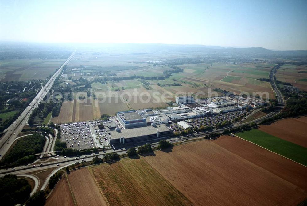 Sulzbach / Hessen from above - Sulzbach / Hessen Main-Taunus-Zentrum der ECE Projektmanagement GmbH in 65843 Sulzbach/ Taunus am Eschborner Dreieck nördlich von Frankfurt/ M. 20.09.03