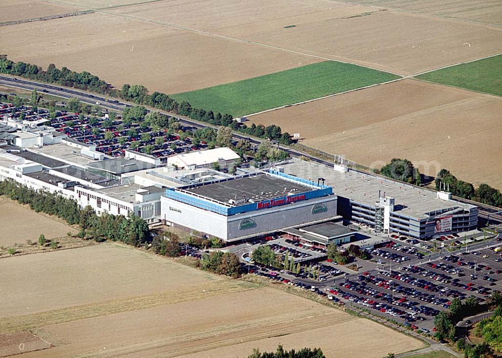 Aerial image Sulzbach / Hessen - Sulzbach / Hessen Main-Taunus-Zentrum der ECE Projektmanagement GmbH in 65843 Sulzbach/ Taunus am Eschborner Dreieck nördlich von Frankfurt/ M. 20.09.03