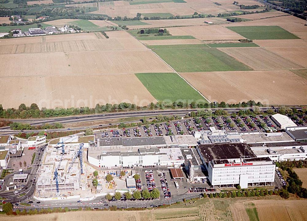 Sulzbach / Hessen from above - Sulzbach / Hessen Main-Taunus-Zentrum der ECE Projektmanagement GmbH in 65843 Sulzbach/ Taunus am Eschborner Dreieck nördlich von Frankfurt/ M. 20.09.03