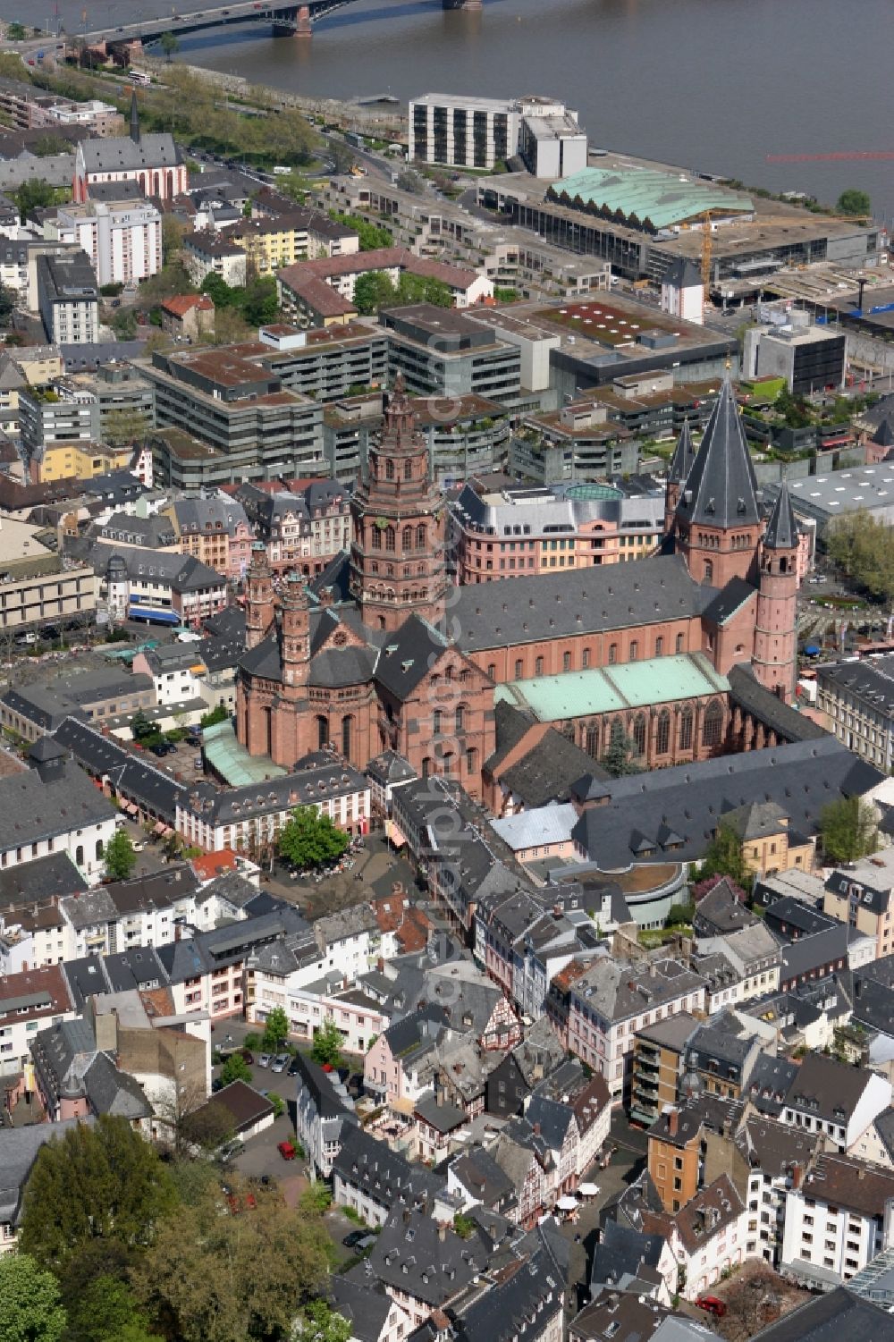 Mainz from above - A view of Mainz Cathedral in Mainz in Rhineland-Palatinate