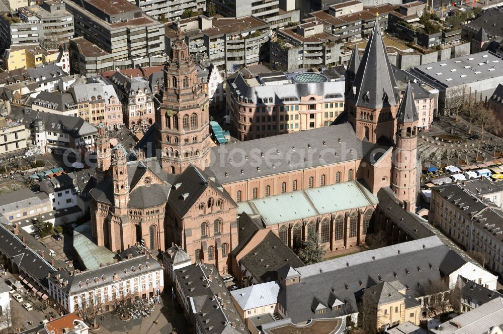 Aerial photograph Mainz - A view of Mainz Cathedral in Mainz in Rhineland-Palatinate