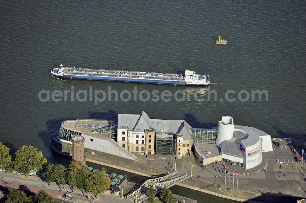 Köln from above - Blick auf den Malakow-Turm (links) und das Imhoff-Schokoladenmuseum am Rheinauhafen. Das Museum wurde 1993 als Imhoff-Stollwerck Schokoladenmuseum eröffnet. View of the Malakoff Tower (left) and the Imhoff-chocolate museum at Rheinauhafen. The museum was opened in 1993 as the Imhoff-Stollwerck chocolate museum.