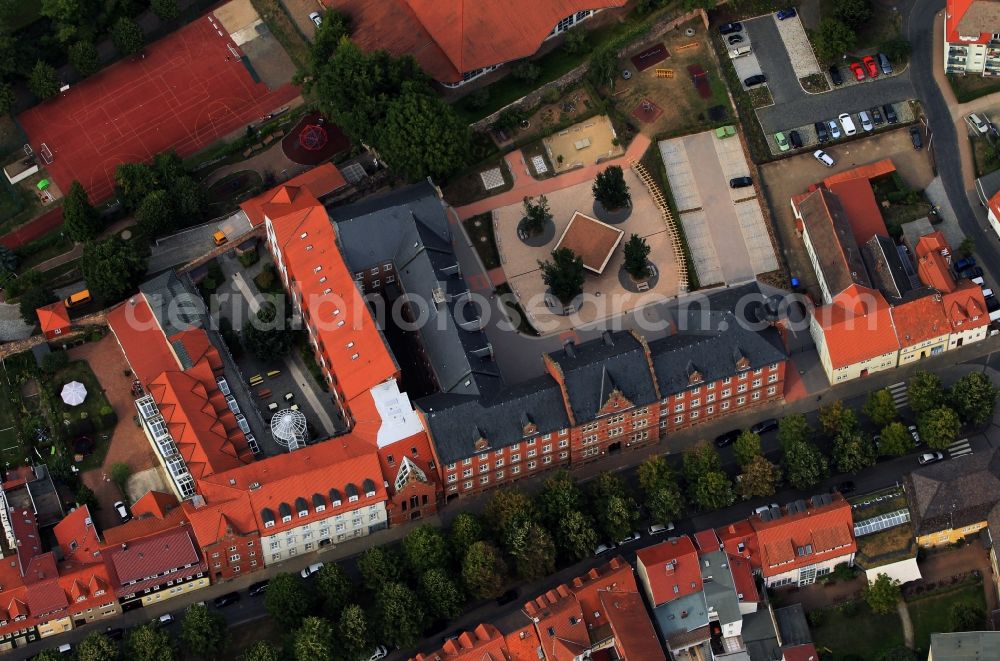 Aerial image Heilbad Heiligenstadt - The House Mercel-Callo-Haus and the school Lorenz-Keller-Schule by the side of the road Lindenallee in Heilbad Heiligenstadt in Thuringia