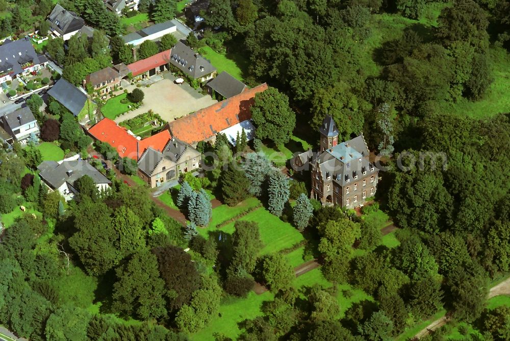 Aerial image Mohnheim - Marienburg Monheim - Business & Conference Center in Monheim castle in North Rhine-Westphalia