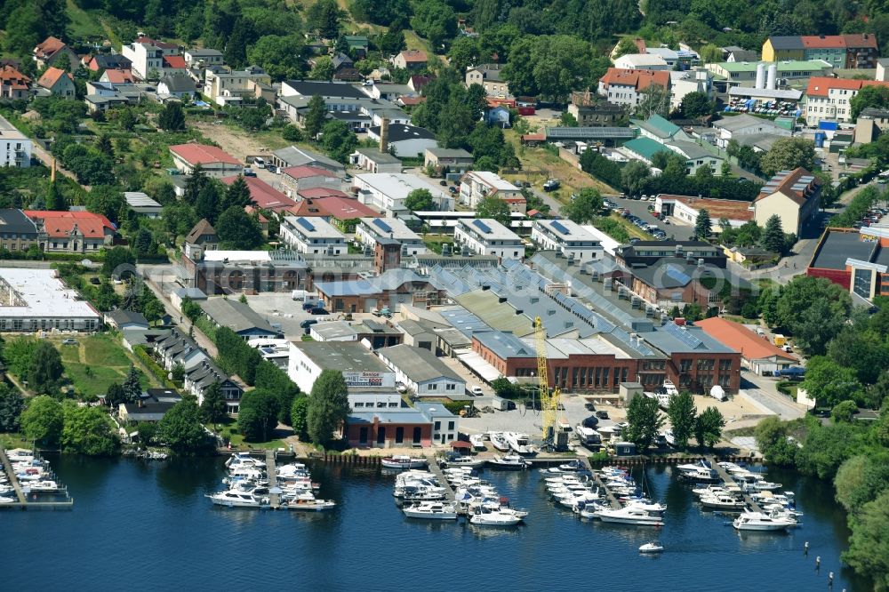 Aerial image Werder (Havel) - Marina - harbour area - yacht harbour and Marina Vulkan shipyard on the shore Havel in Werder (Havel) in the federal state Brandenburg, Germany