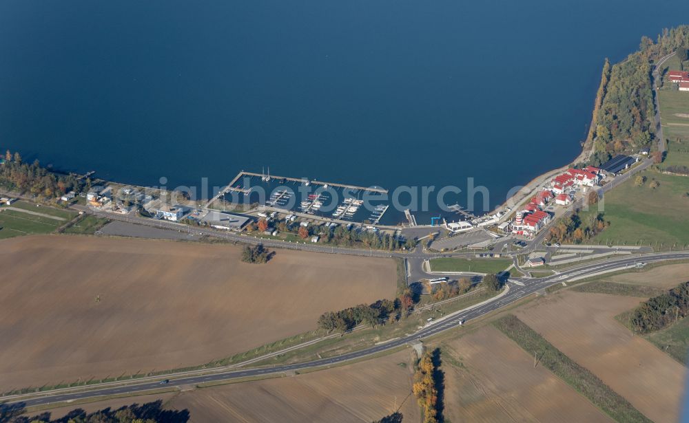 Aerial image Elsterheide - Marina - harbour area on the shore of Geierswalder Sees on street Am Wassersportzentrum in Elsterheide in the state Saxony, Germany