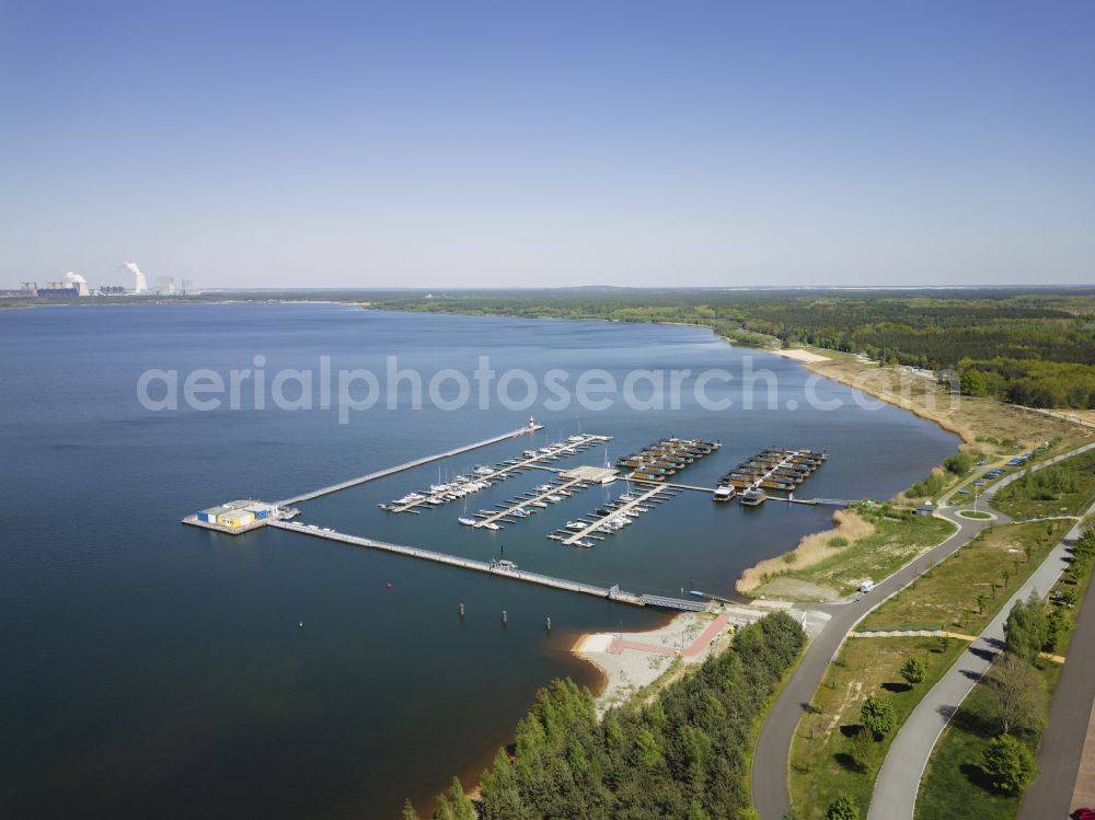 Aerial photograph Boxberg - Marina Klitten - harbor area on the shore of the Baerwalder See on the street Marina Klitten in Boxberg Lausitz in the state of Saxony, Germany